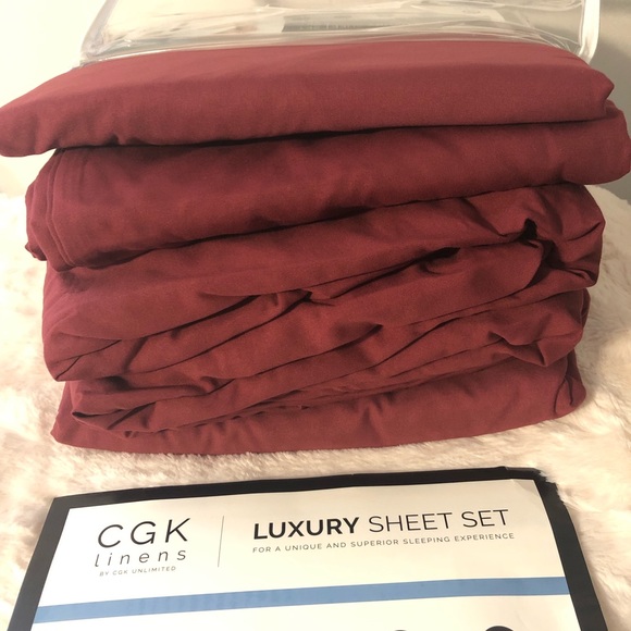 Split King Size Sheet Set - 7 Piece Set - Hotel Luxury Bed Sheets - Picture 9 of 11
